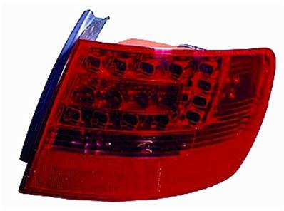 Feu arrière droit extérieur avec led modèle avant (s.w) 2/07>9/08 pour AUDI A6 de 2004 à 2008, Neuf